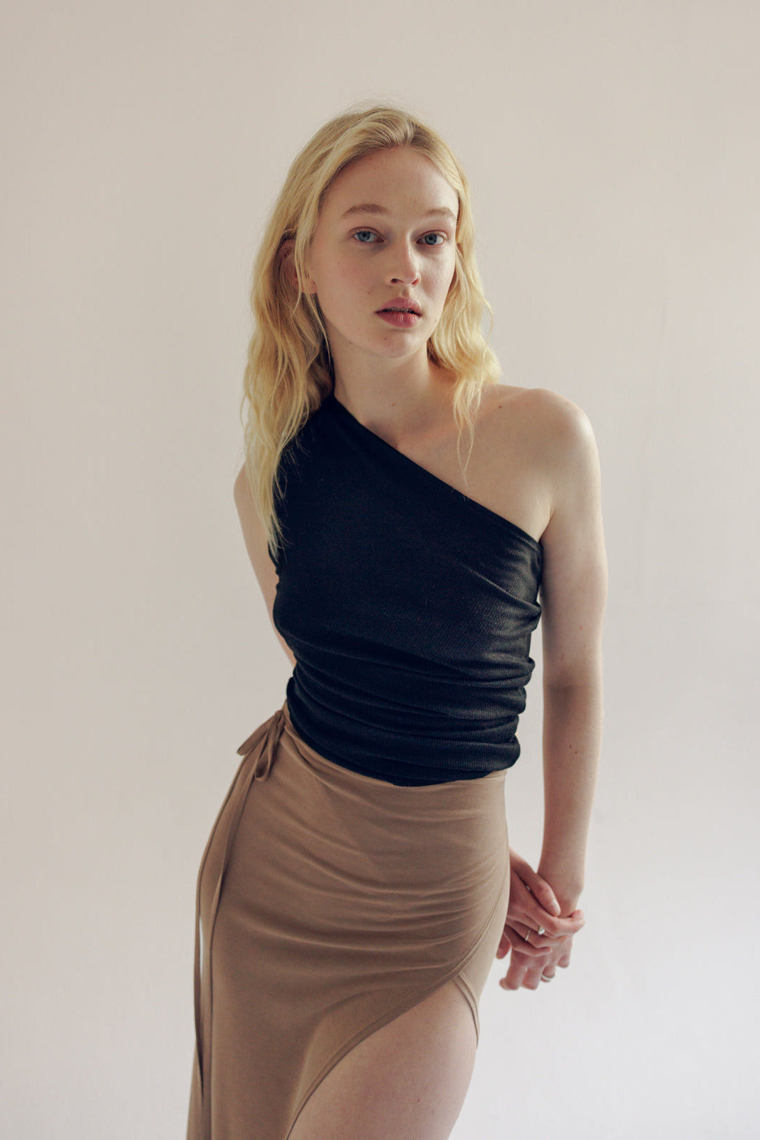 One Shoulder Tank - Black