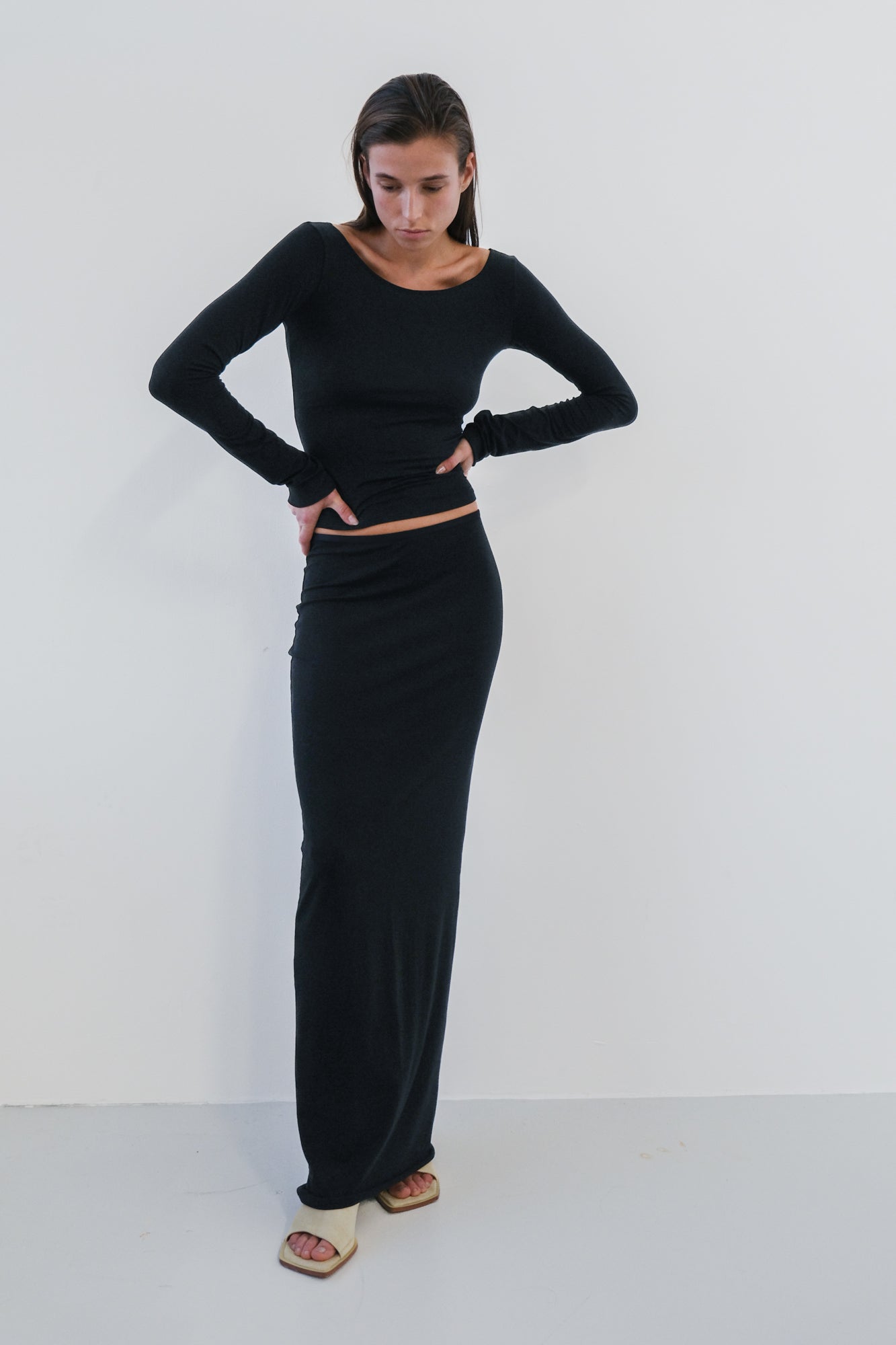 Maxi Column Skirt - black