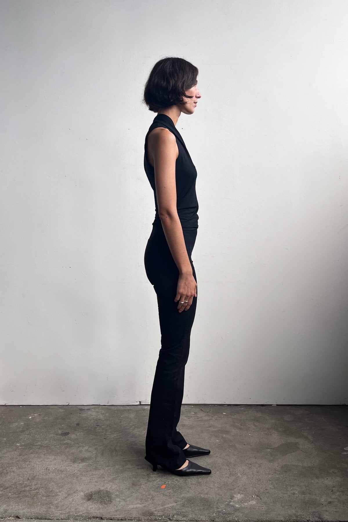 Asymmetric One Sleeve Top - Black - STUDIO MATIS