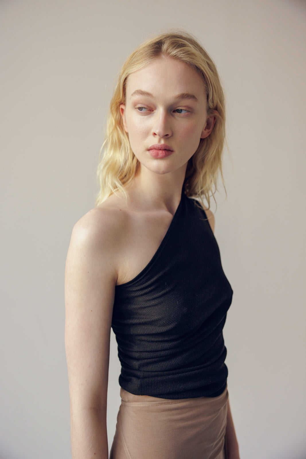 One Shoulder Tank - Black