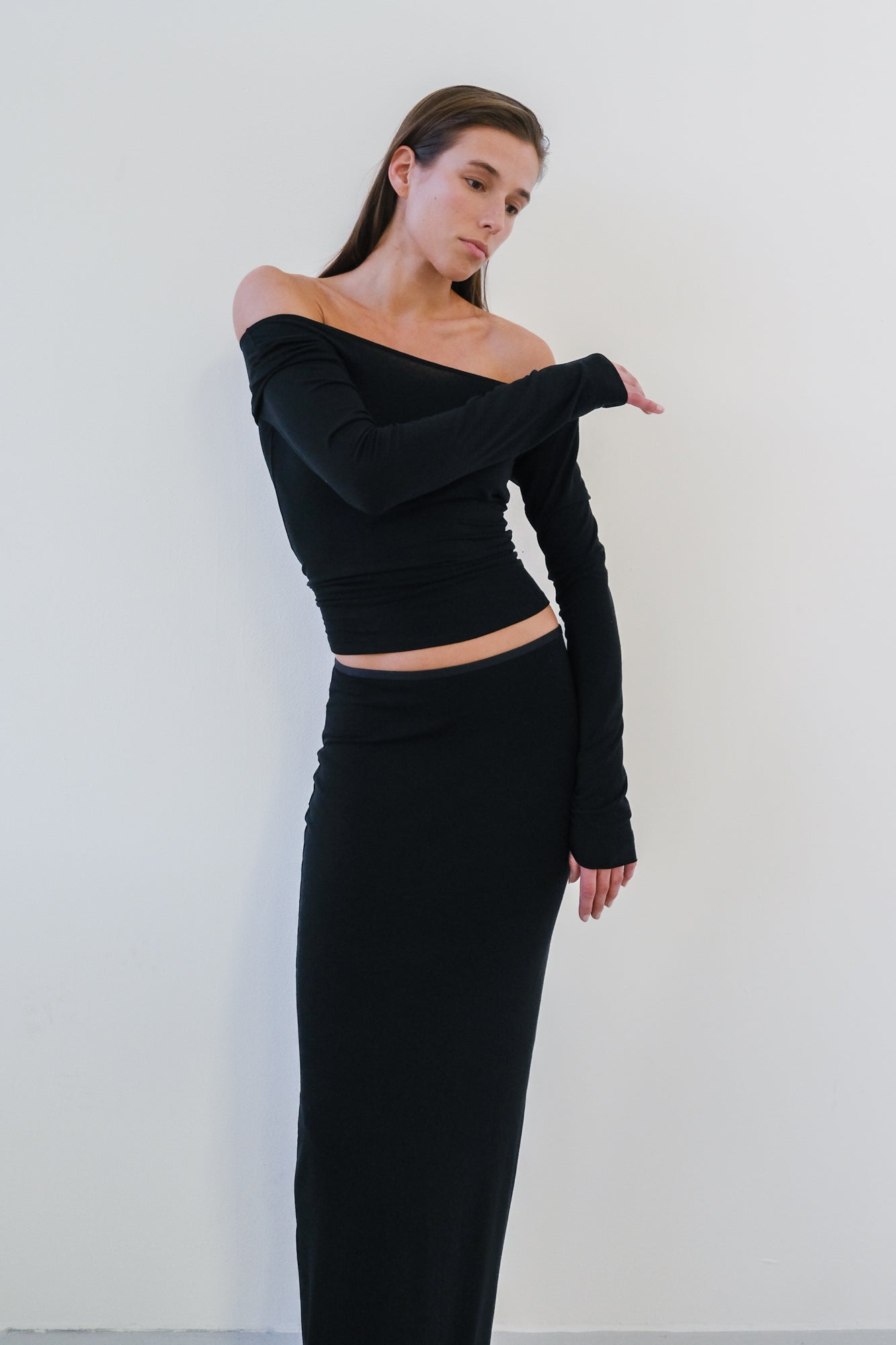 Boatneck Long Sleeve Top - black
